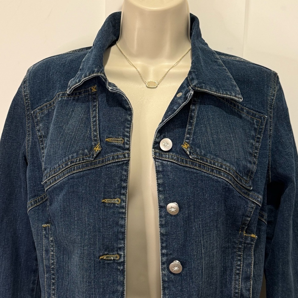 See By Chloe Cropped Denim Jean Jacket Size 6 Rhinestone Buttons Chic Classic - Picture 5 of 10